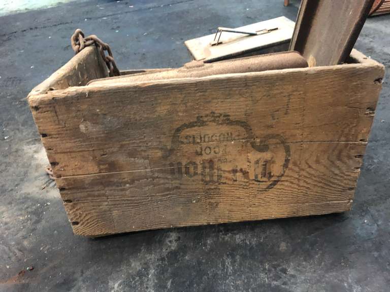 AMMO BOX AND ANTIQUE ADVERTIZING CRATE