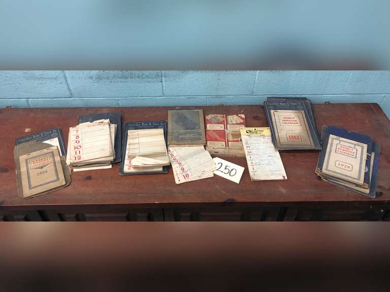 ASSORTED CALENDARS - FIRST CITY BANK AND TRUST COMPANY HOPKINSVILLE, KY (15 COUNT)
