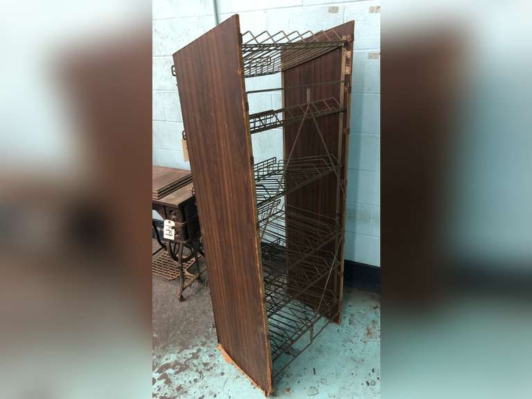 DISPLAY SHELVES
