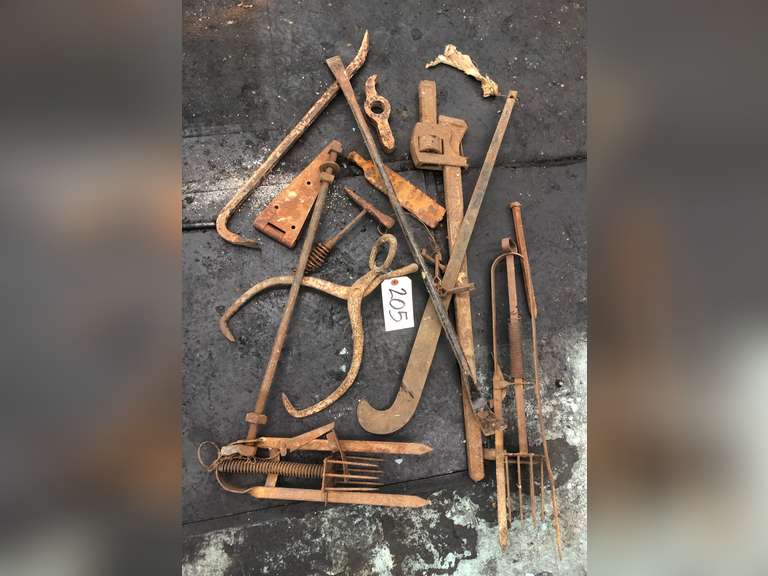 ASSORTED TOOLS