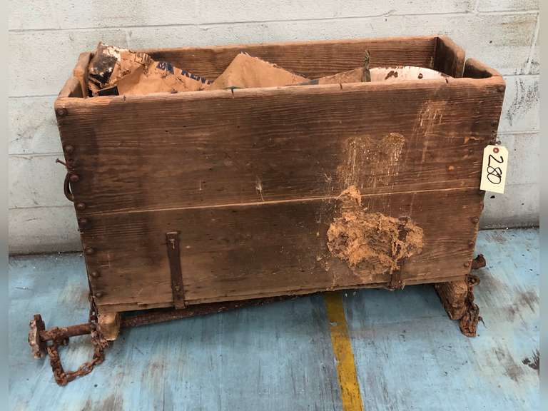 MINNICH MACHINE WORKS TOBACCO BALER