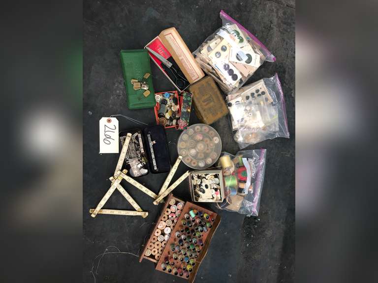 MISC SEWING LOT