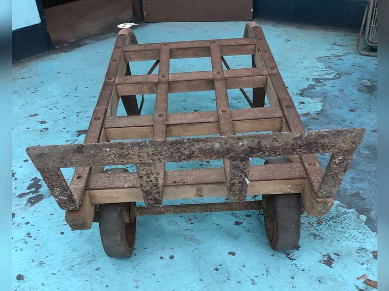 TOBACCO DOLLY