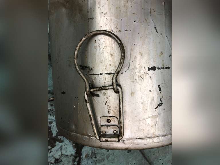 INDUSTRIAL METAL COOLER