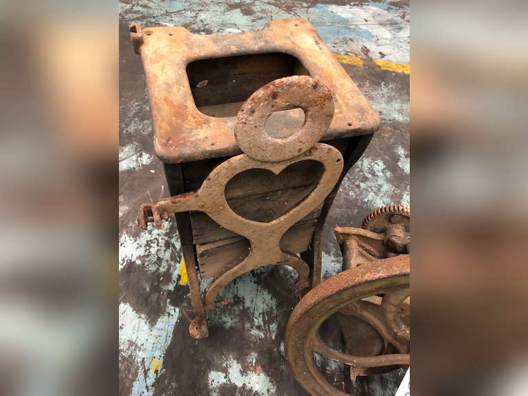 GOLDING MFG COMPANY PRINTING PRESS