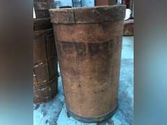 ASSORTED BASKETS AND WOODEN COLUMBIA ADVERTIZING BARRELL