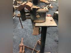 PREMIER PIPE VISE AND REGULAR VISE