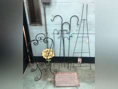 ASSORTED GARDEN LOT