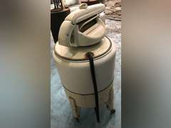 WRINGER WASHING MACHINE