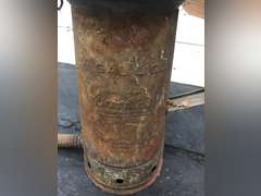 MISC OILER TINS