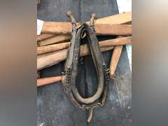 WOODEN DOUBLE TREES AND SINGLE TREES AND MULE COLLAR
