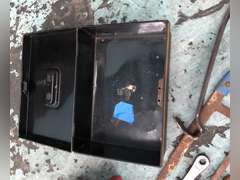 RED TOOLBOX WITH MISC. METAL TOOLS