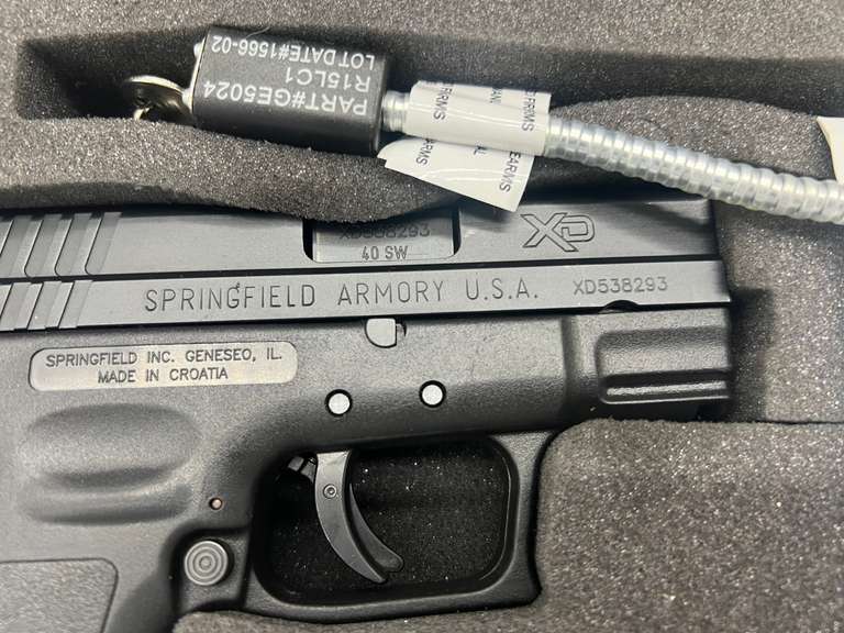 Springfield Armory XD - 40 Compact Pistol with Range Kit