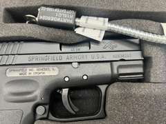 Springfield Armory XD - 40 Compact Pistol with Range Kit