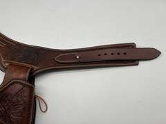 Beautiful leather single pistol right handed pistol gun belt,  hand tooled leather