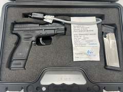 Springfield Armory XD - 40 Compact Pistol with Range Kit
