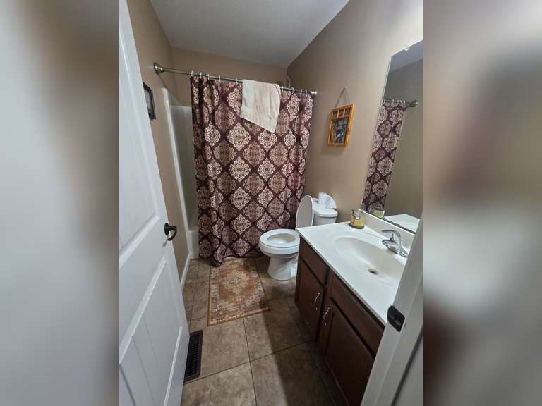 261 & 263 Weldon Ave