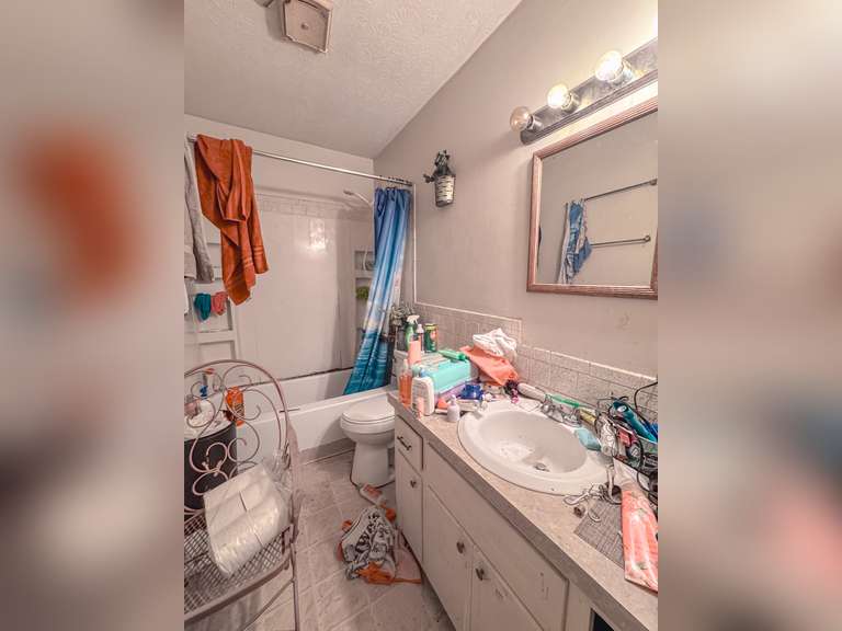 5 Duplexes on Cindy Dr