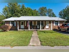 5 Duplexes on Cindy Dr