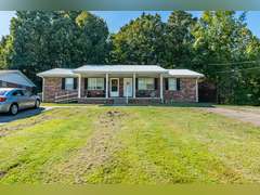 5 Duplexes on Cindy Dr