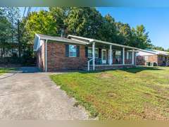 5 Duplexes on Cindy Dr