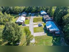 5 Duplexes on Cindy Dr