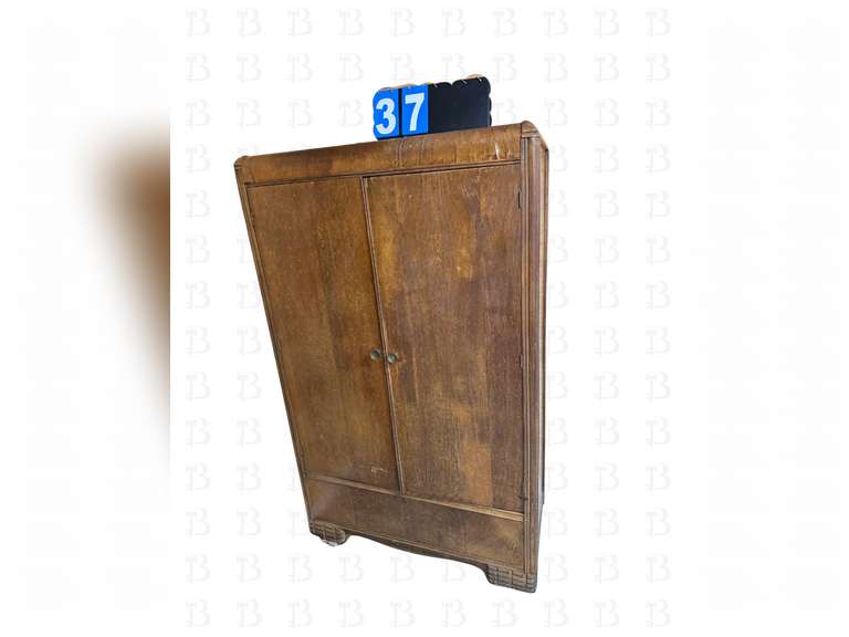 Armoire