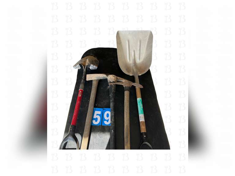 Shovels & Pickaxes