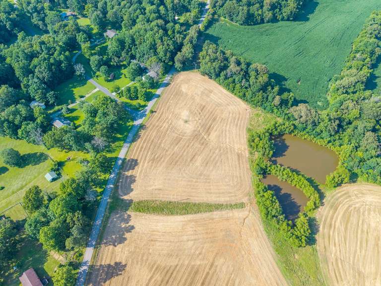 Tract 2: 2+/- Acres