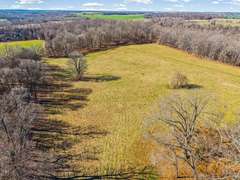1046 E Tutt Road, Pembroke