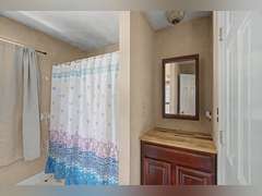129 Country Club Ln