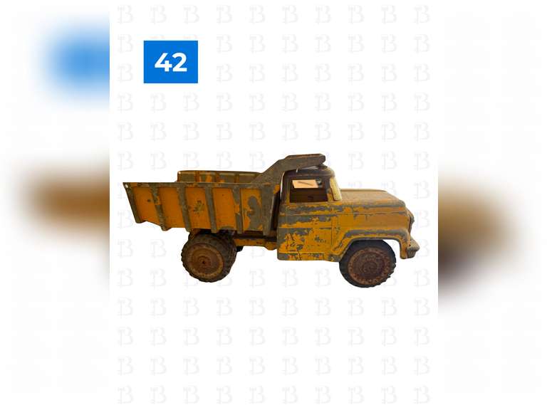 Vintage Hubley Cast Metal Dump Truck