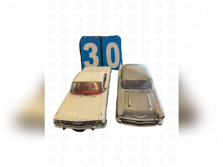1:18 Franklin Mint 1961 Chevrolet Impala with Red Interior, 1:18 Die Cast Silver 1957 Bel Air