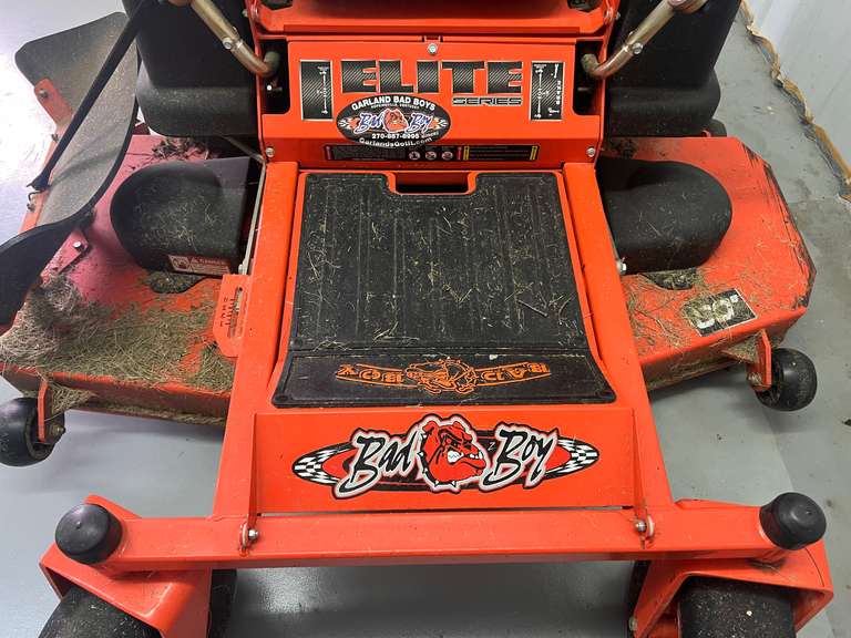 Bad Boy ZT Elite Zero-Turn Lawn Mower