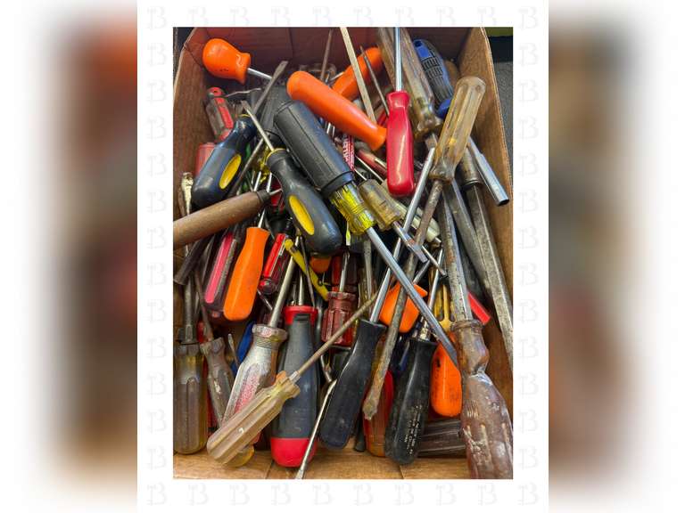 Screw Drivers