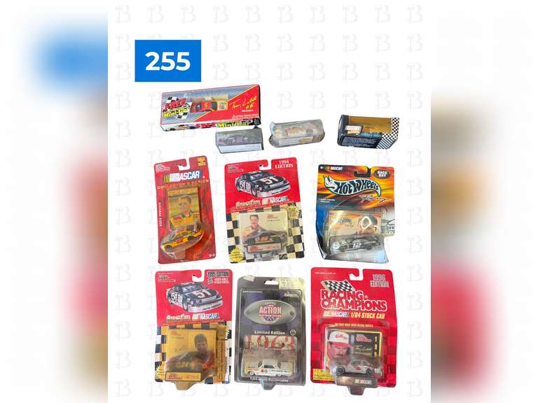 1:64 Scale Nascar Packaged Cars