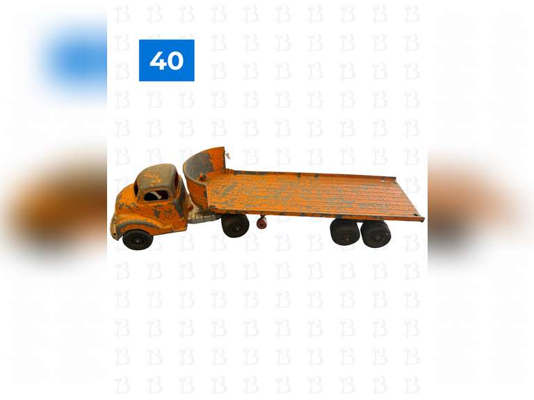 Vintage Hubley Diecast Metal 500 Series Flatbed Trailer