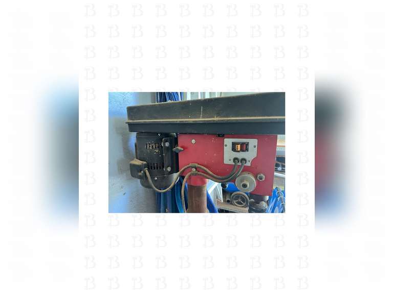 16 speed standing drill press