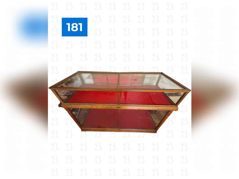 The Sun MFG Co Display Case