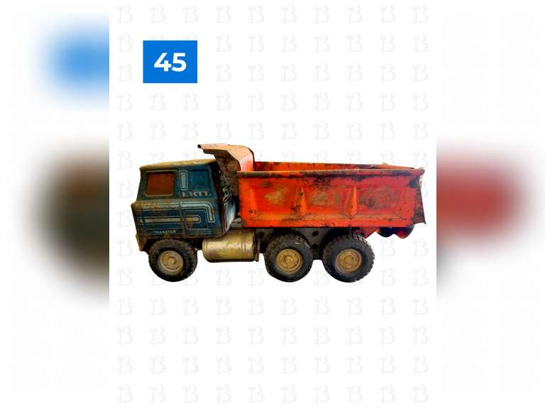 Vintage 1970s ERTL Hydraulic Dump Truck
