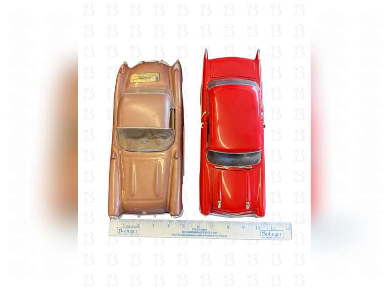Jim Beam 1957 Chrevolet Corvette Decanter, 1:18 Red 1957 Chrevrolet 150