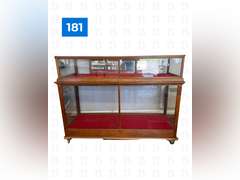 The Sun MFG Co Display Case