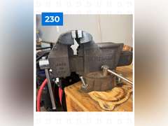 Craftsmen Bench Vise