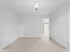 Lot 1: 1 Ac with house