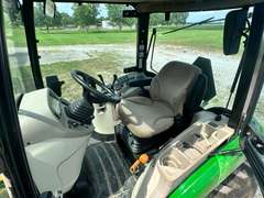 25'   JD3046R with loader