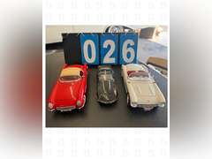 1:24 Franklin Mint 1957 Chevrolet Red Corvette, 1:24 Black Testors 1978 Corvette Stingray T-Top, 1:2