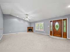 Lot 1: 1 Ac with house