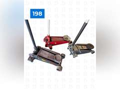 3 Floor Jacks