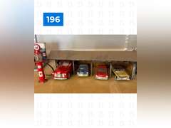Shed Diorama with Gas Station, Gas Pump & 4 Toy Cars