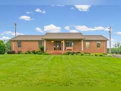 Lot 1: 1 Ac with house